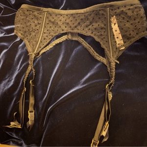 Victoria’s Secret Garter Belt